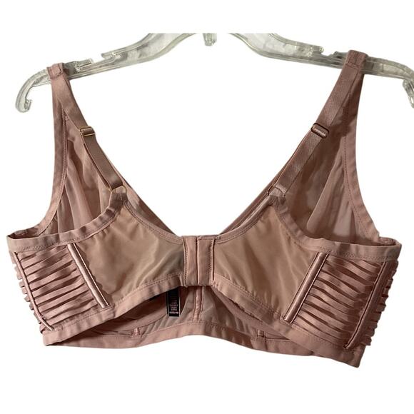 Victoria’s Secret Unlined Plunge Underwire Size 40 DDD (F) - Picture 4 of 5